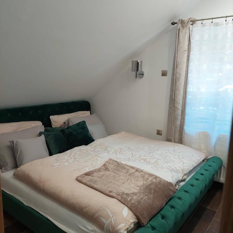 Dr Becsey Luxury Apartman Bekescsaba Exterior photo
